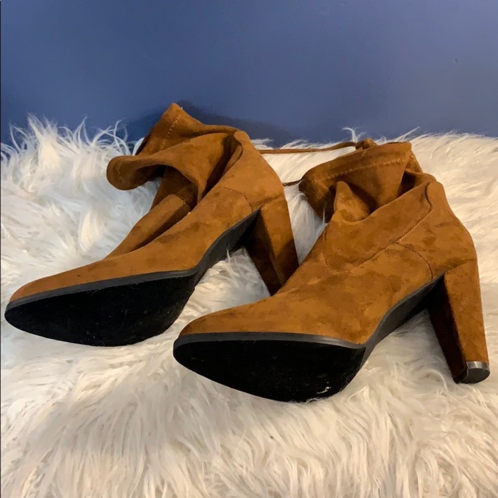 Boots - Picture 4 of 4